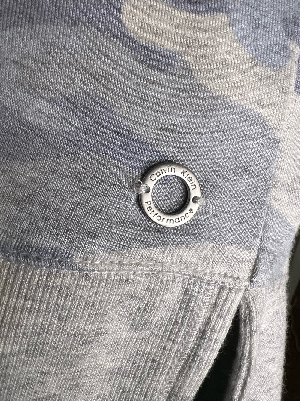 375. Calvin Klein Light Blue Camo V-Neck Pullover L/XL - Picture 3 of 6